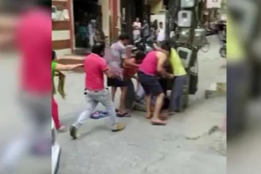 'Twada Kutta Tommy?': Gurugram Man Beats Six Neighbours for Calling Pet Dog 'Kutta'