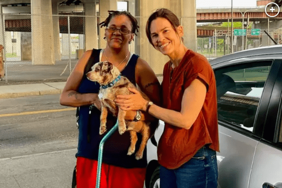 Hilary Swank found Chelsea Blackwell's missing dachshund while filming on set in Albany